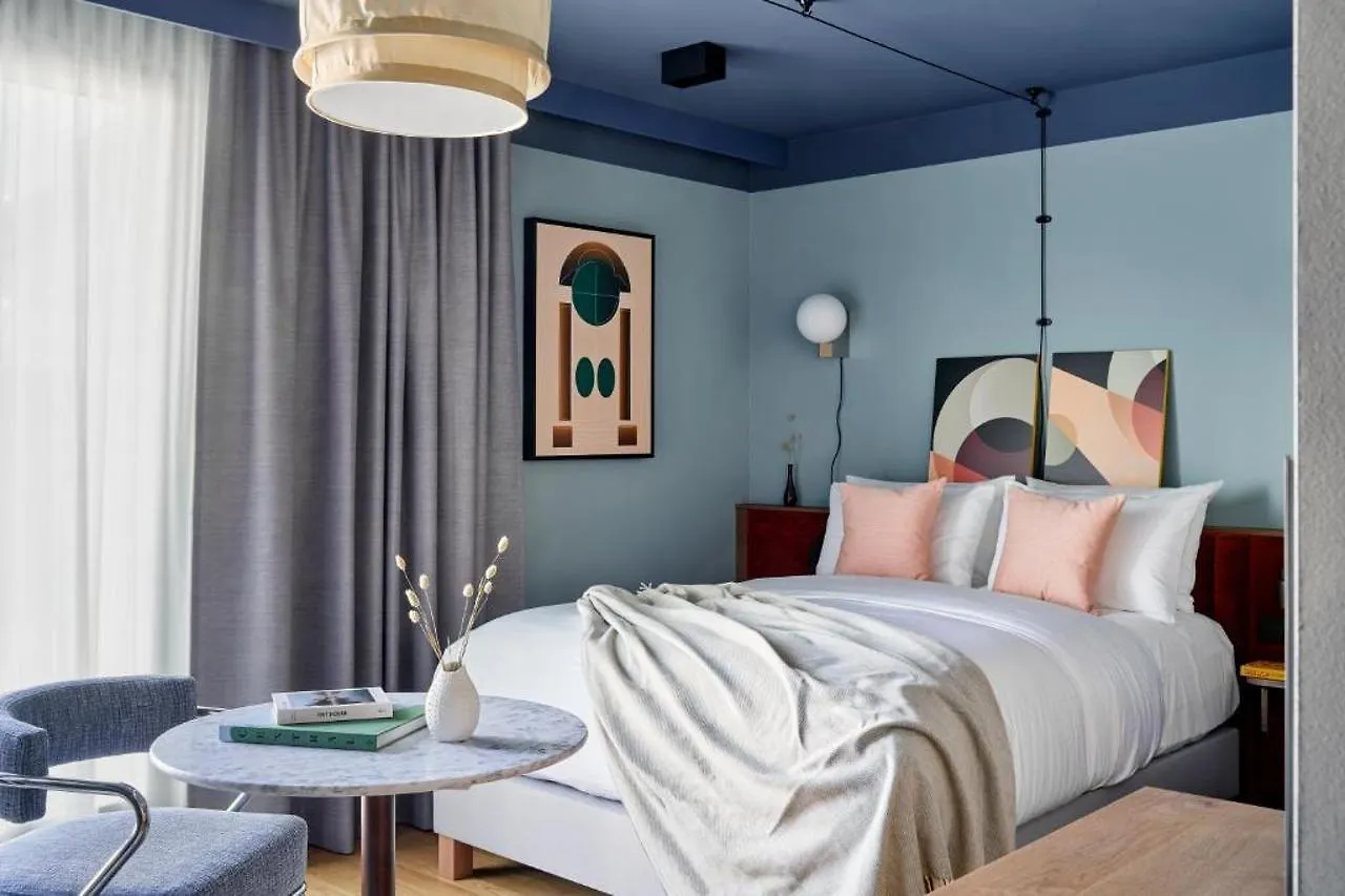 ****  Schwan Locke Hotel München Duitsland